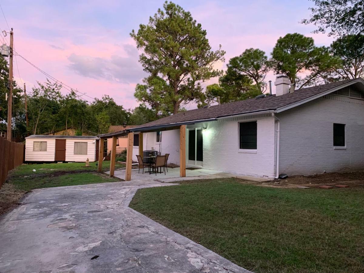Oasis Near Dfw Airport With Mediterranean Setting Irving Esterno foto