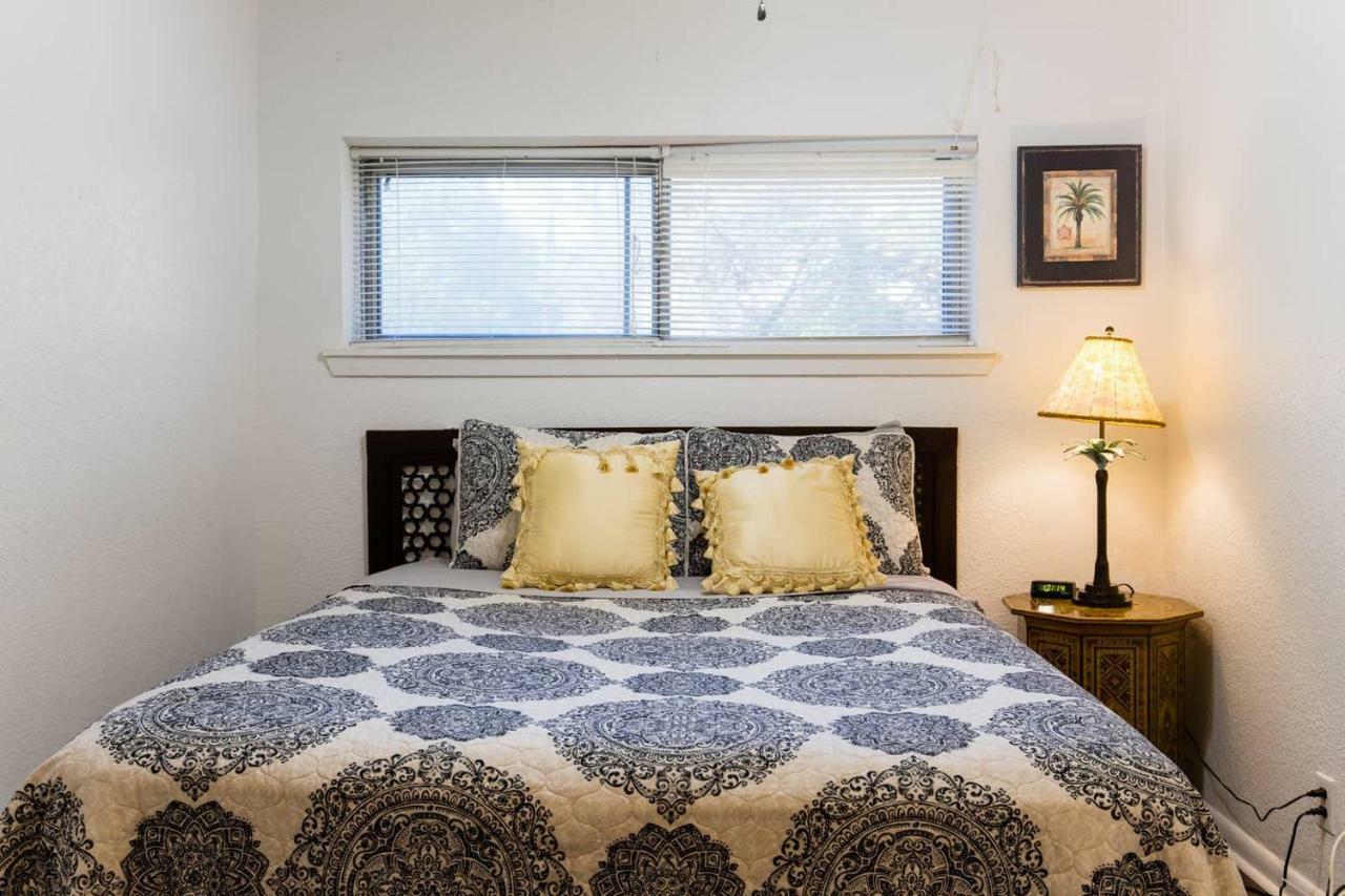 Oasis Near Dfw Airport With Mediterranean Setting Irving Esterno foto