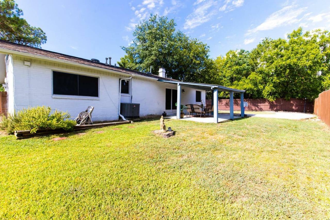 Oasis Near Dfw Airport With Mediterranean Setting Irving Esterno foto
