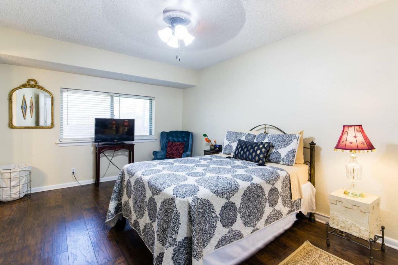 Oasis Near Dfw Airport With Mediterranean Setting Irving Esterno foto