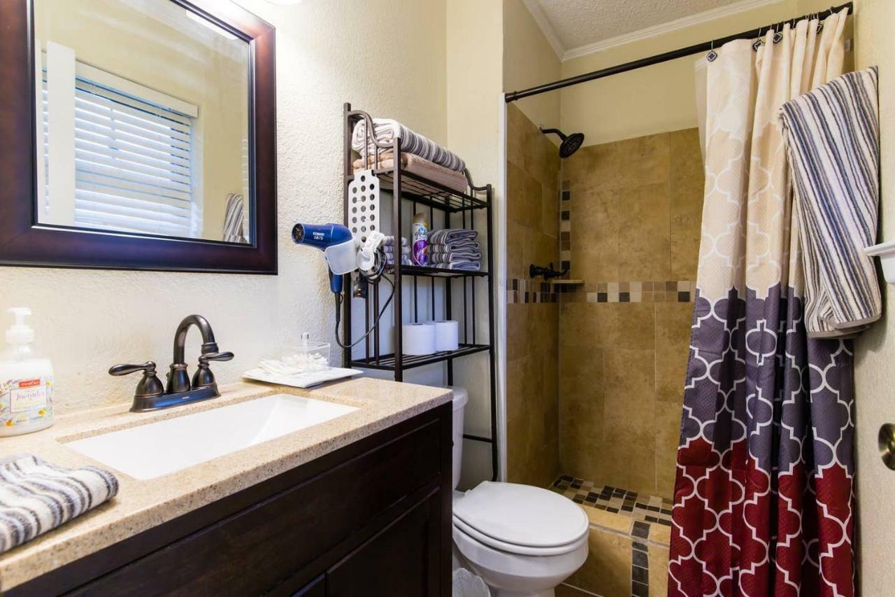 Oasis Near Dfw Airport With Mediterranean Setting Irving Esterno foto