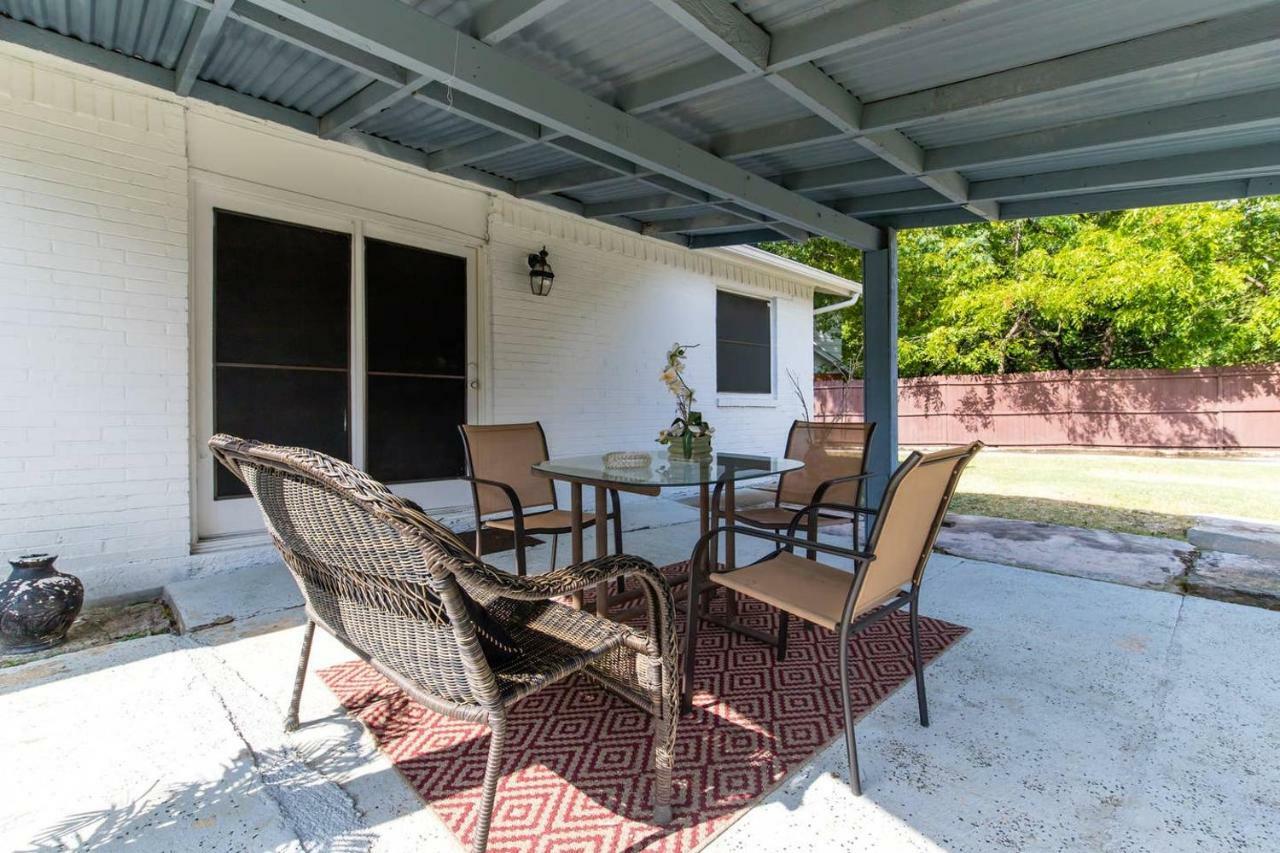 Oasis Near Dfw Airport With Mediterranean Setting Irving Esterno foto